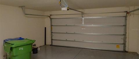 Building Photo - 275 Lake Lucerne Way