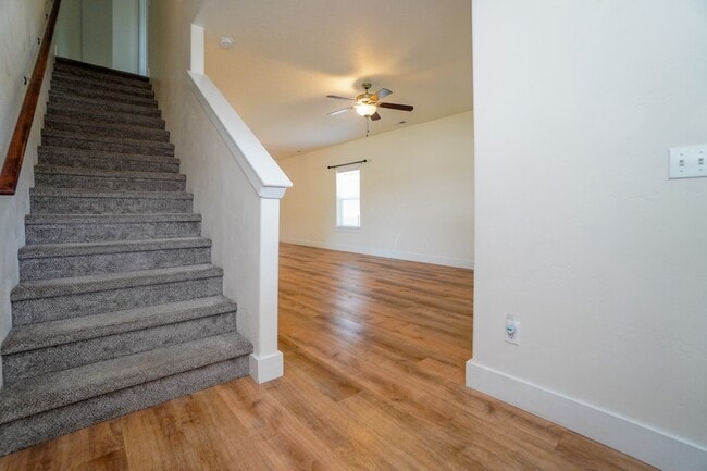 Building Photo - 1655 N Azurite Pl