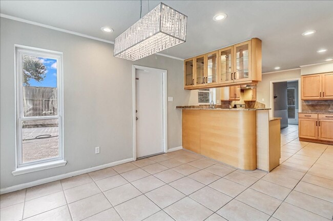 Building Photo - 5518 Sarazen Dr