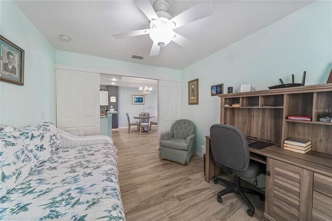 Building Photo - 1315 Saxony Cir