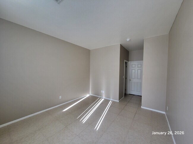 Building Photo - 9139 Edgeworth Pl