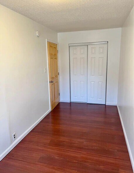 Building Photo - 306 Merchant St