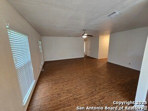 Building Photo - 1034 Cloverbrook St