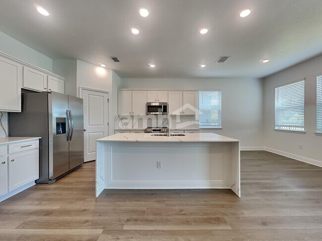 Building Photo - 6443 Atlantic Bch Ave