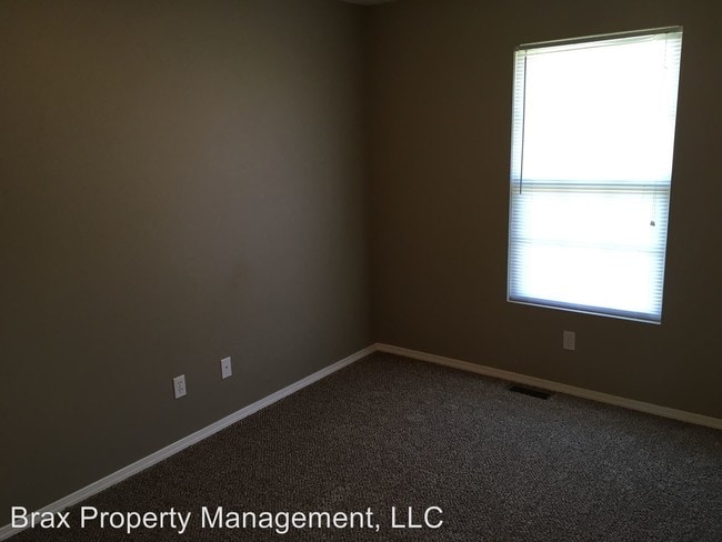 Building Photo - 3508 S Juniper Ave