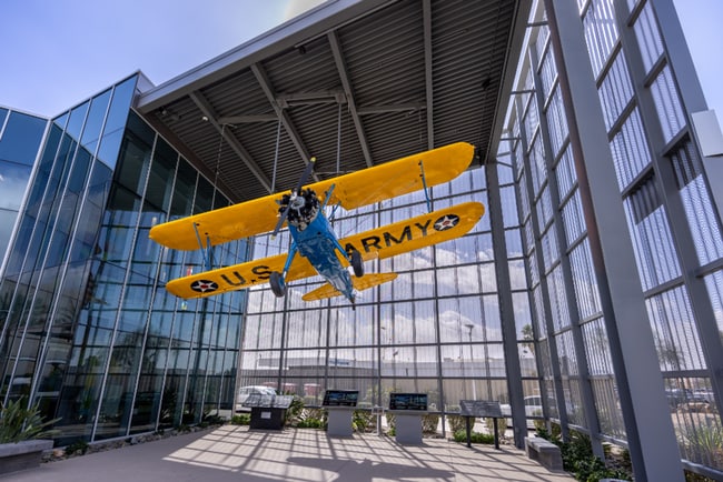 Building Photo - 2Bed/1Bath Apt at Thompson Peak/Frank Lloyd Wright! Ready for Immediate Move-In!