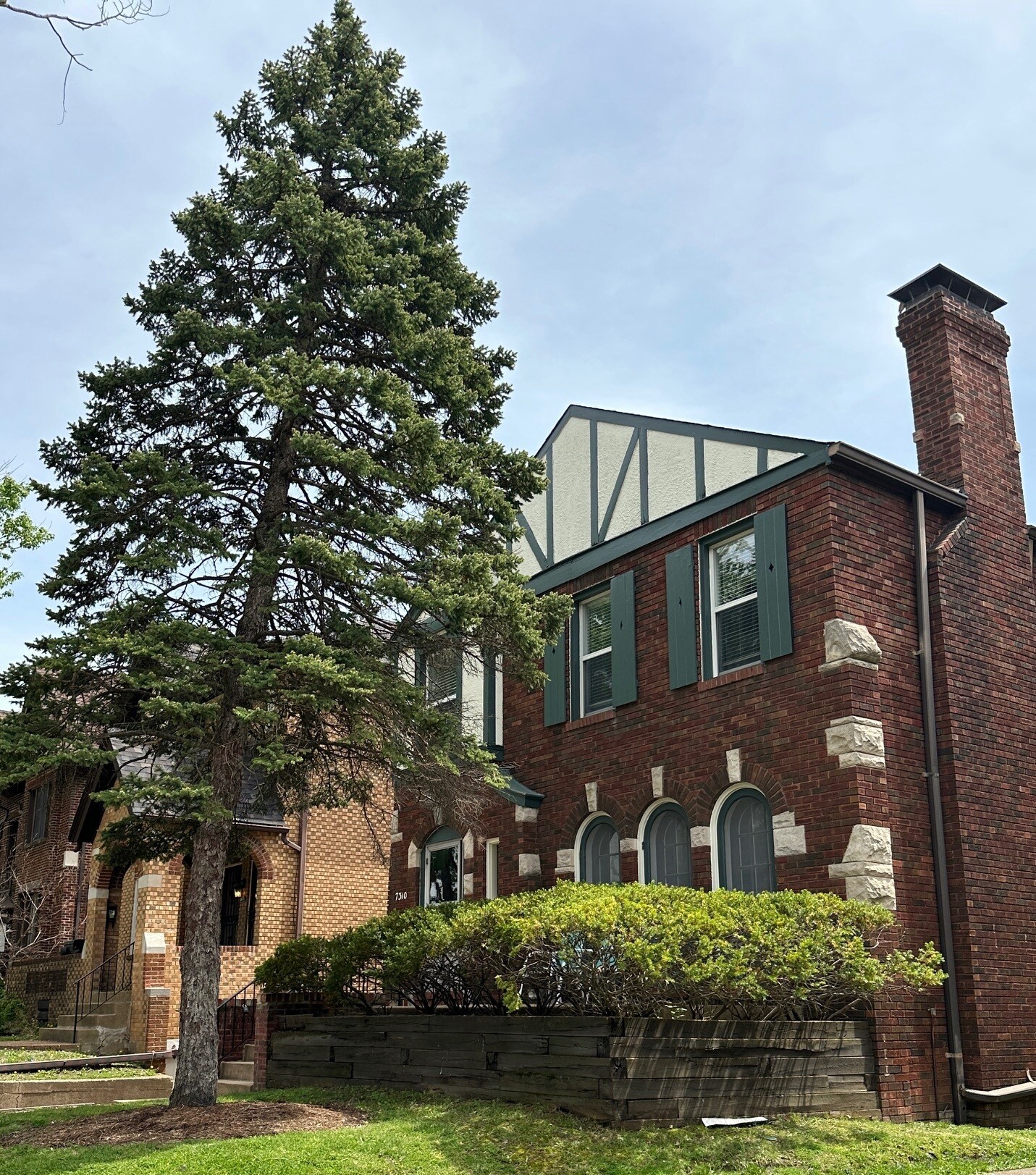 Building Photo - 7310 Lindell Blvd