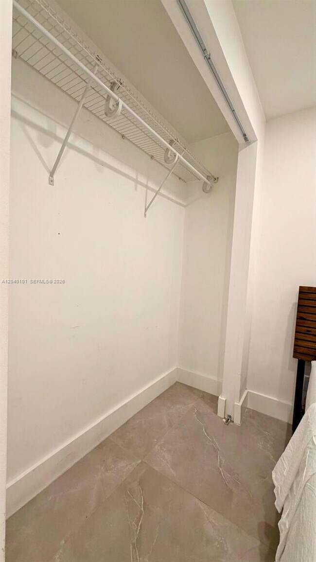 Building Photo - 2255 SW 33rd Ave