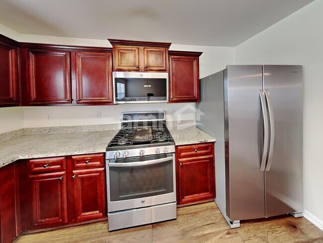 Building Photo - 342 Hidden Creek Ln