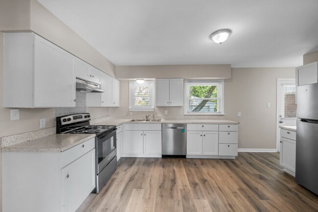 Building Photo - 210 Vest Ave