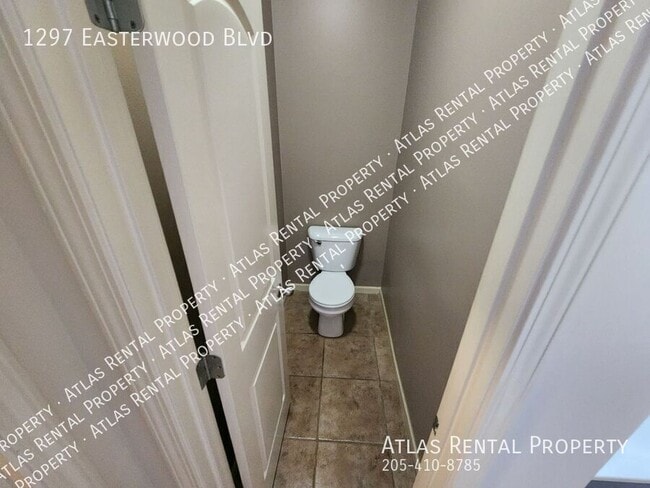 Building Photo - 1297 Easterwood Blvd
