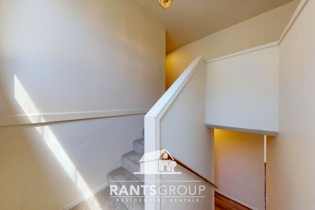 Building Photo - Spacious 3-Bedroom Home on a Corner Lot in...