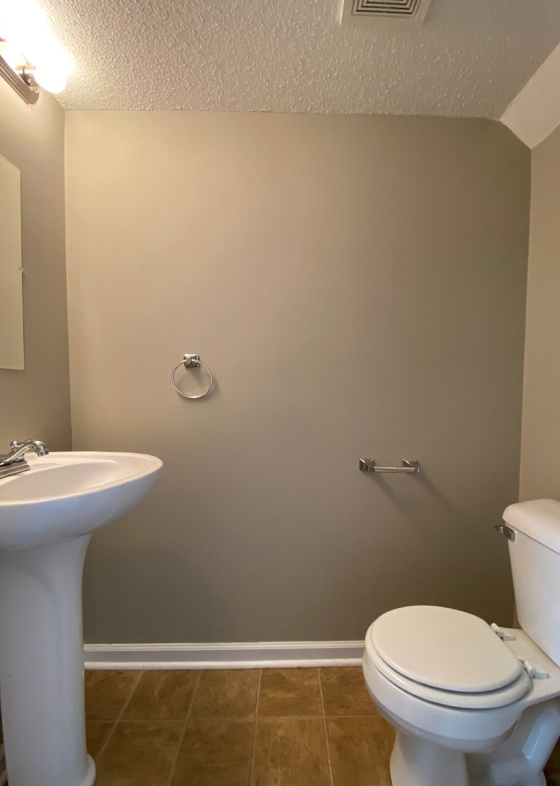 Building Photo - 541B PATRIOT PARK CT, CLARKSVILLE, TN 37042