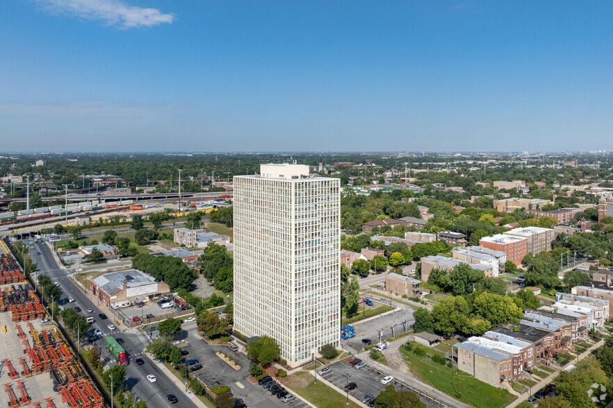 Primary Photo - Southland Village