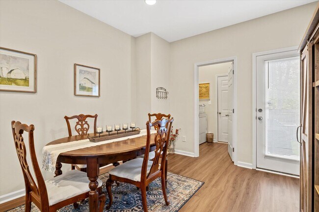 Building Photo - 2537 Sun Seeker Ct