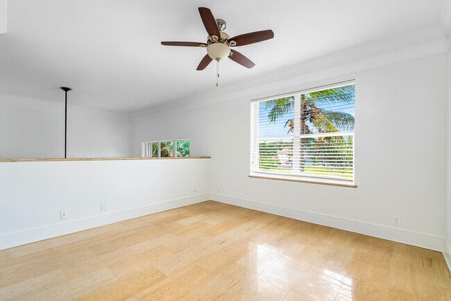 Building Photo - 257 Spoonbill Ln N