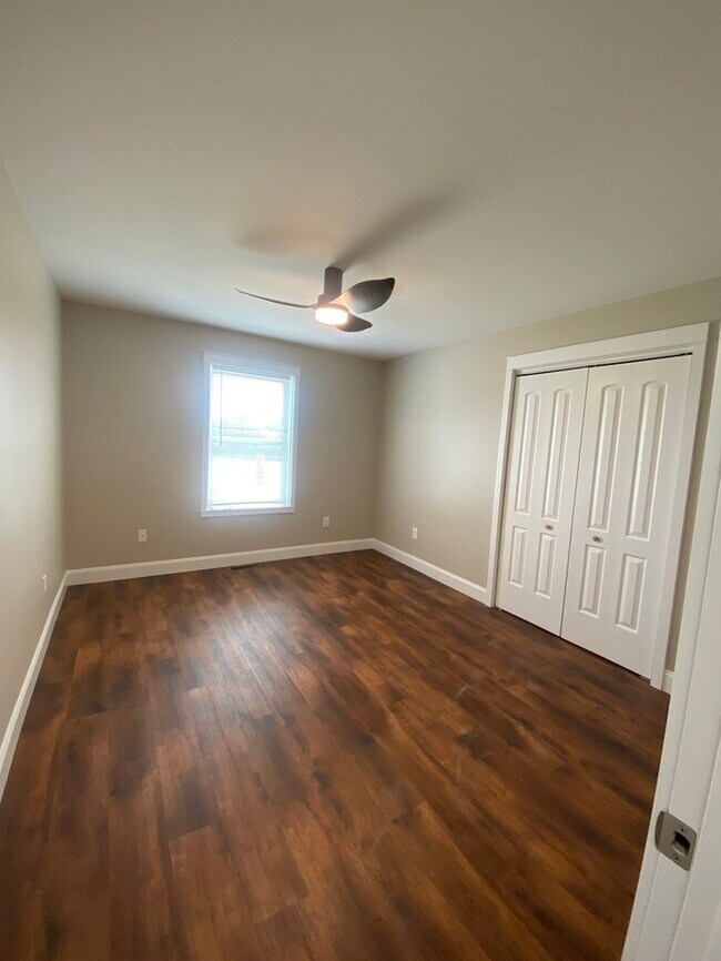 Building Photo - Brand new construction 5 bedroom 3 bath wi...