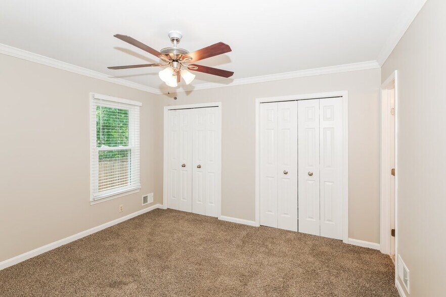 Building Photo - 7017 Field View Ct