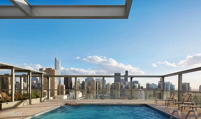 Building Photo - 1 br, 1 bath Apartment - 770 N La Salle Dr