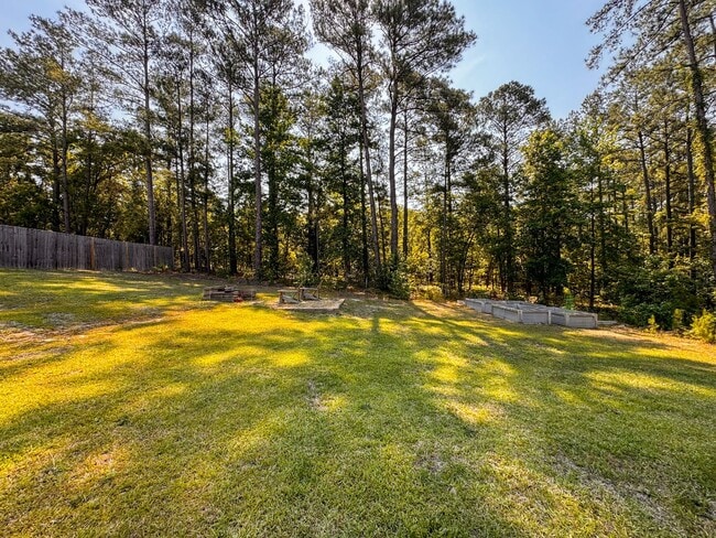 Building Photo - 267 High Leaf Dr