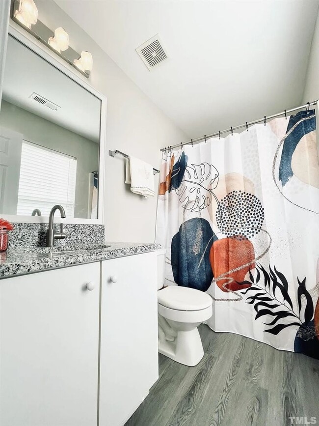 Building Photo - Comfortable 3BD, 2.5BA Raleigh Home with a 1-Car Attached Garage in an HOA Community with Amenities