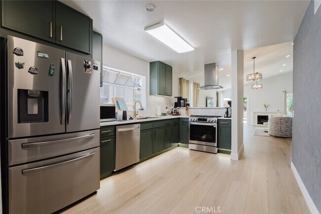 Building Photo - 23128 Calvello Dr
