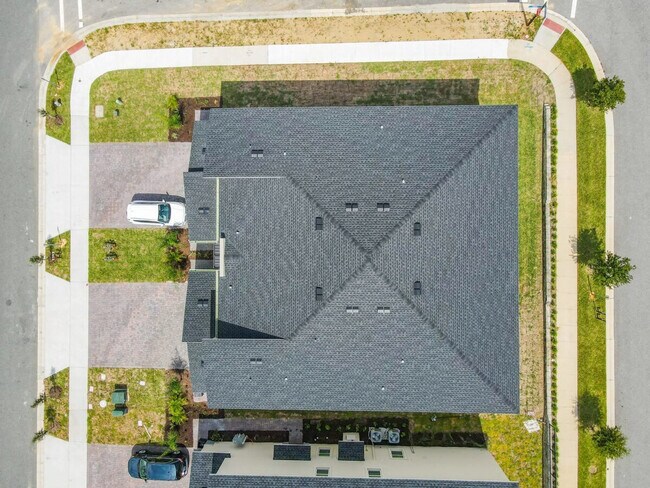 Building Photo - 8871 Cabot Cliffs Dr