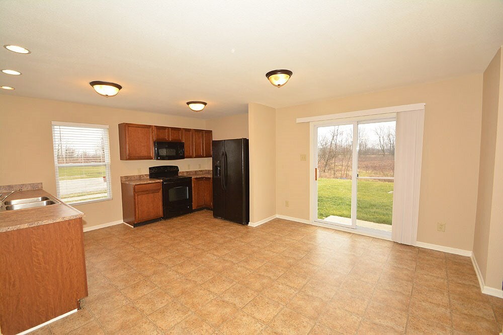 Building Photo - 2329 Seven Peaks Dr