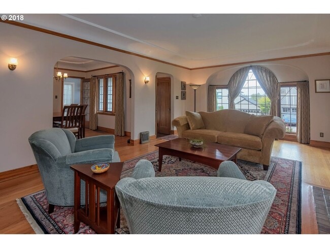 Building Photo - BEAUTIFUL TUDOR ON ALAMEDA RIDGE, 4/2.5