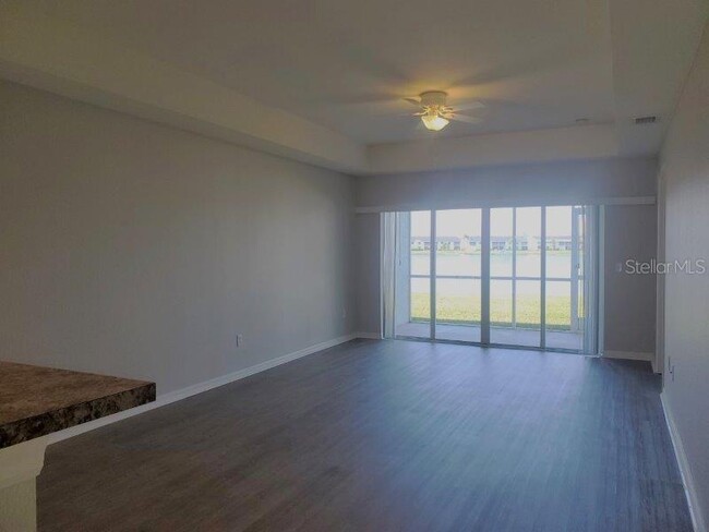 Building Photo - 1501 San Cristobal Ave