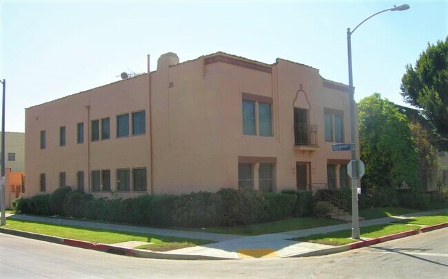 Building Photo - 464 N Orange Grove Ave