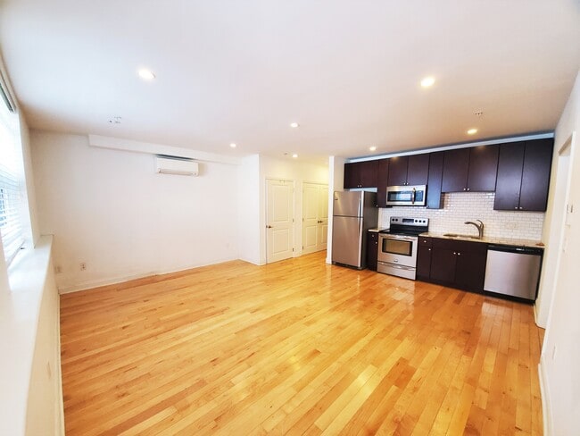 Unit 501 - 1311 Spruce Street