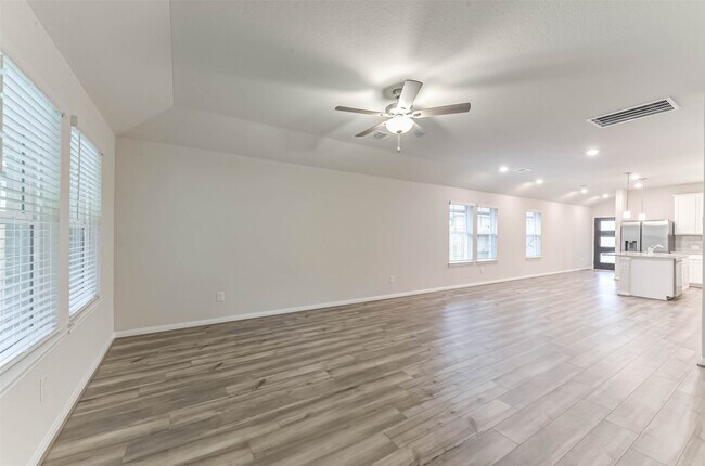 Building Photo - 17590 Rosette Grass Dr