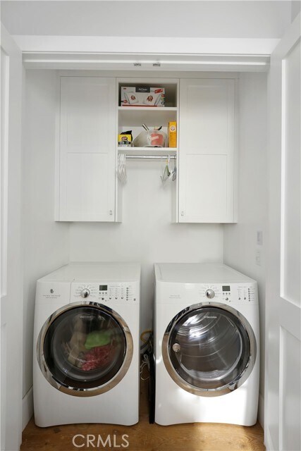 Building Photo - 715 Marigold Ave