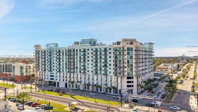 Building Photo - 140 S Dixie Hwy