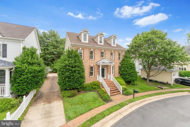 Building Photo - 116 Desales Dr