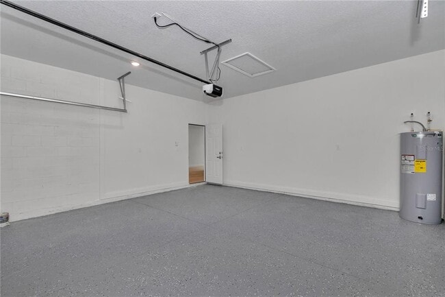 Building Photo - 8101 SW 132 Loop