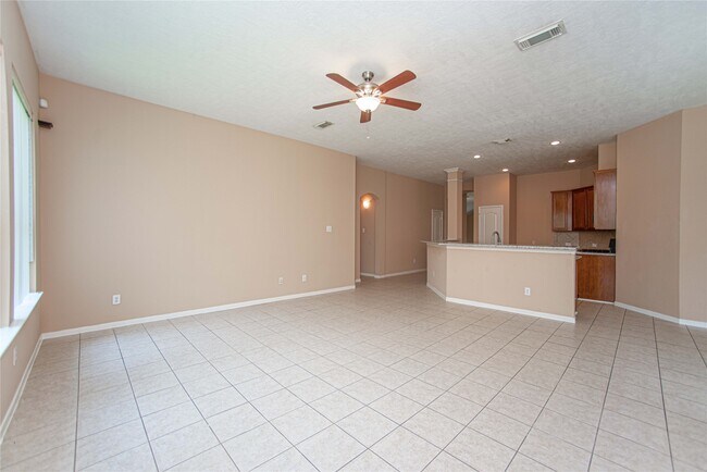 Building Photo - 20219 Suncoast Dr