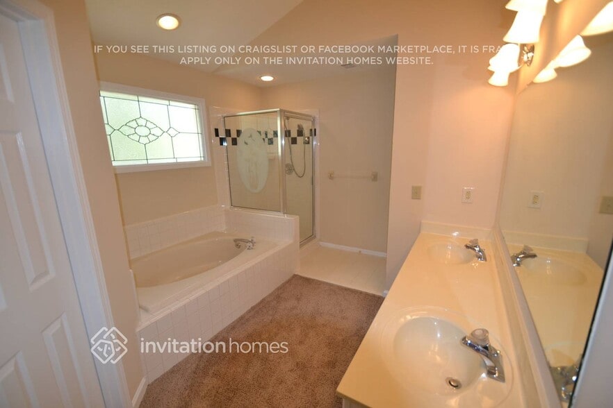 Building Photo - 1402 Long Shadow Ct