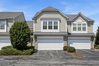 Building Photo - 337 Devoe Dr
