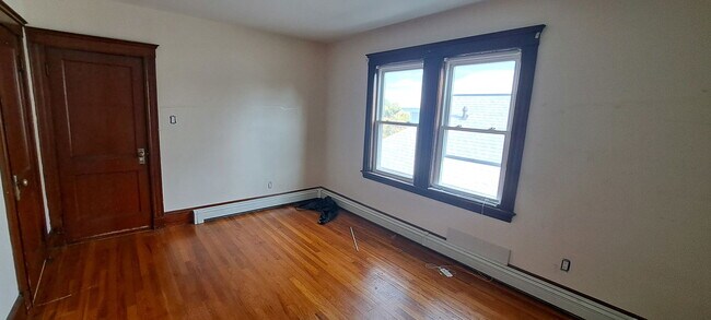 Building Photo - 23 Firth Rd