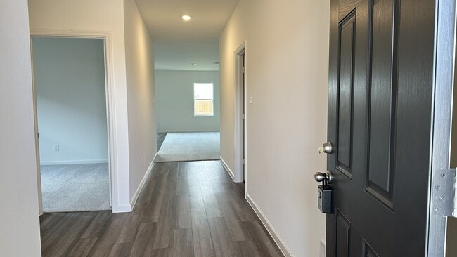 Building Photo - 4944 Redhead Dr