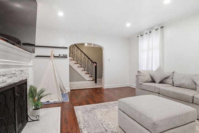 Building Photo - 3015 N 5th St