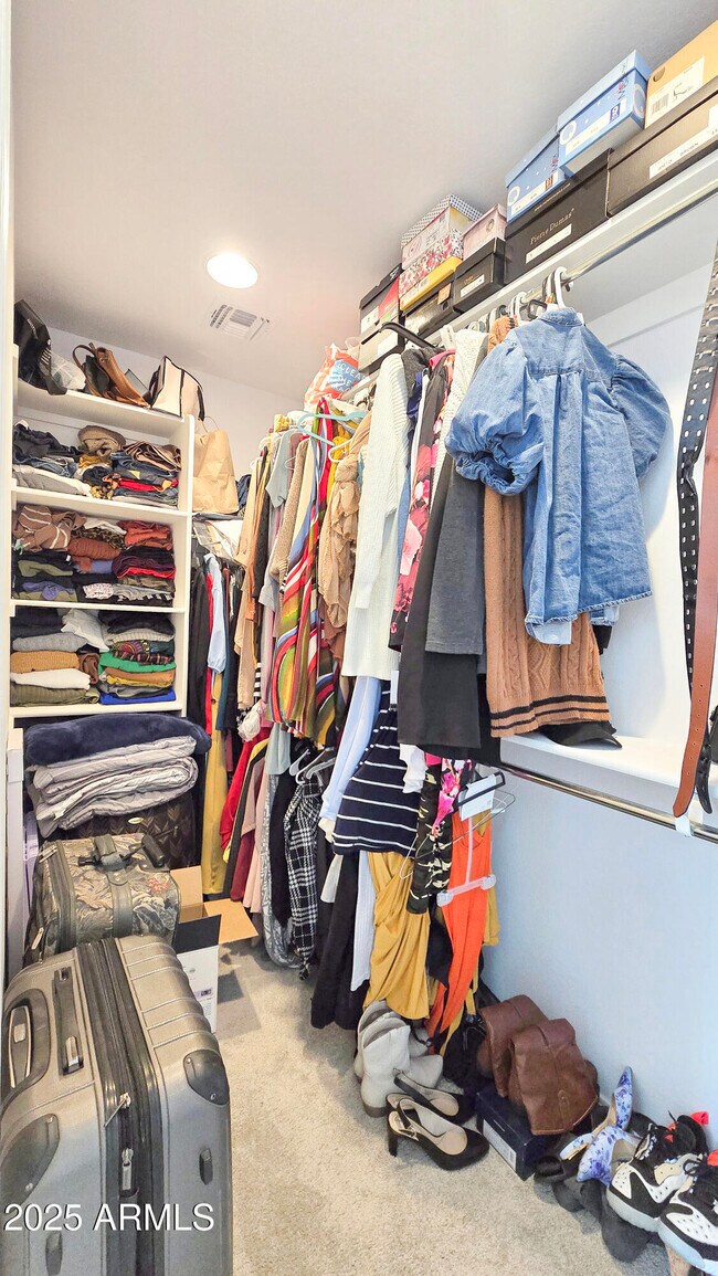 Building Photo - 4242 S 58th Dr