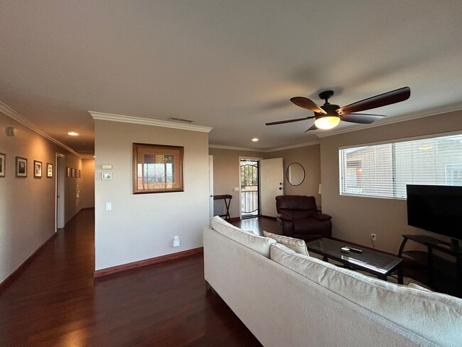 Building Photo - Rent Today!! Stunning Furnished 3-Bedroom ...