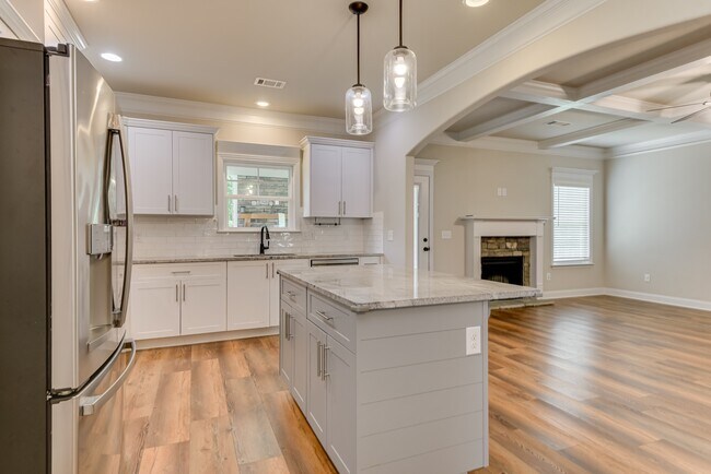 Building Photo - 4050 Stowe Dr