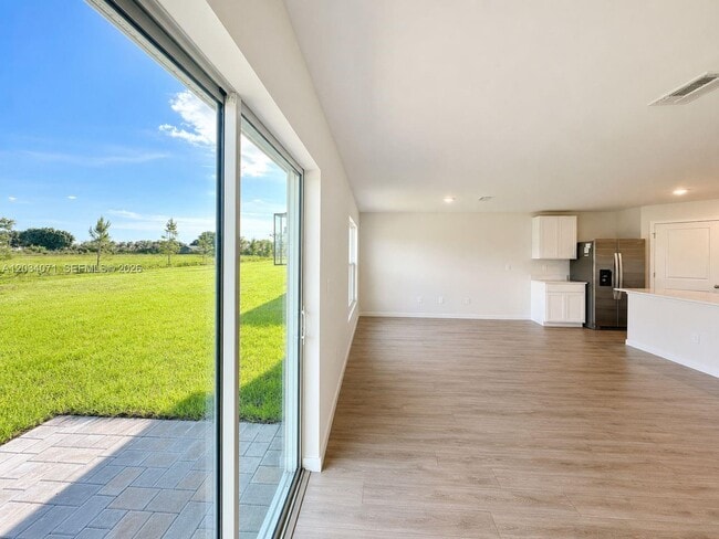 Building Photo - 544 Ilaria Ct