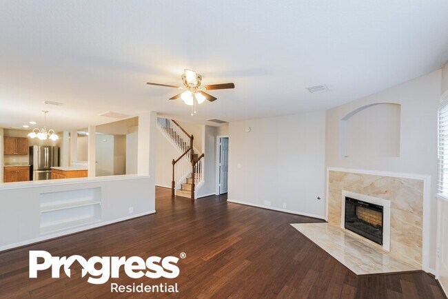 Building Photo - 17506 Hoover Gardens Dr