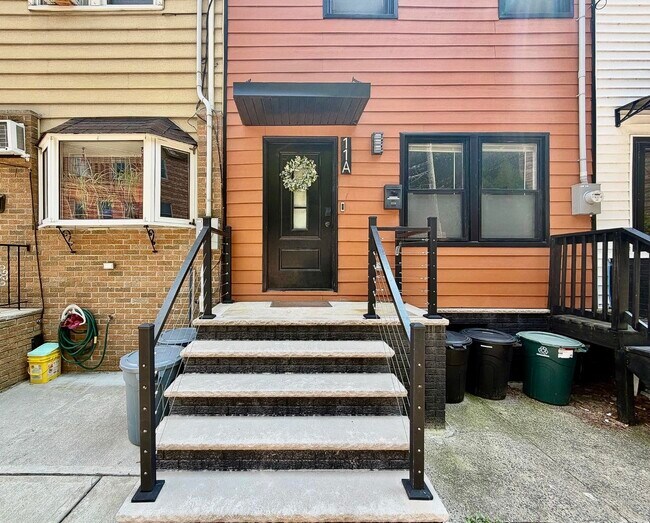 Building Photo - 11A W 19th St