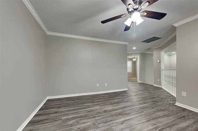 Building Photo - 719 Fernglade Dr